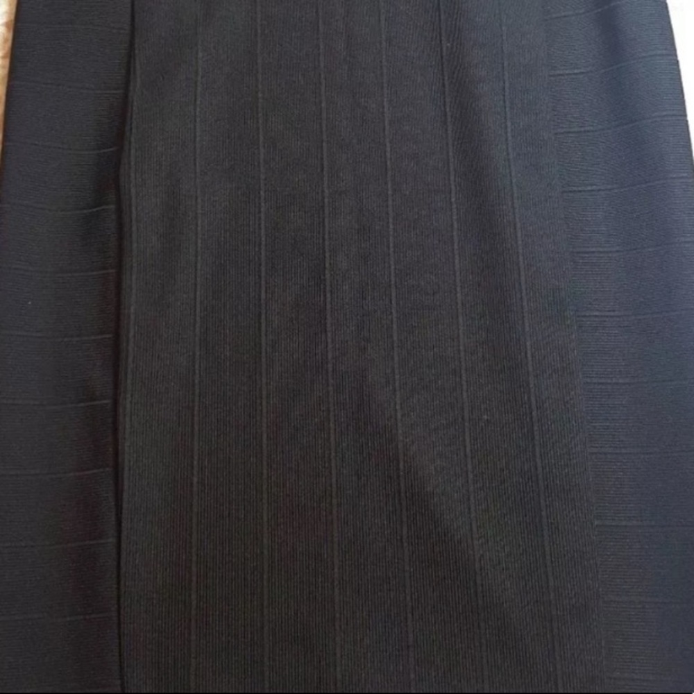 🎈ZARA w&b collection Black pencil skirt - Picture 4 of 4